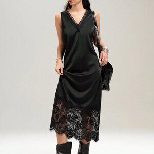 Black Elegant Women's Mid-Length Dress With V-Neck Lace Panel